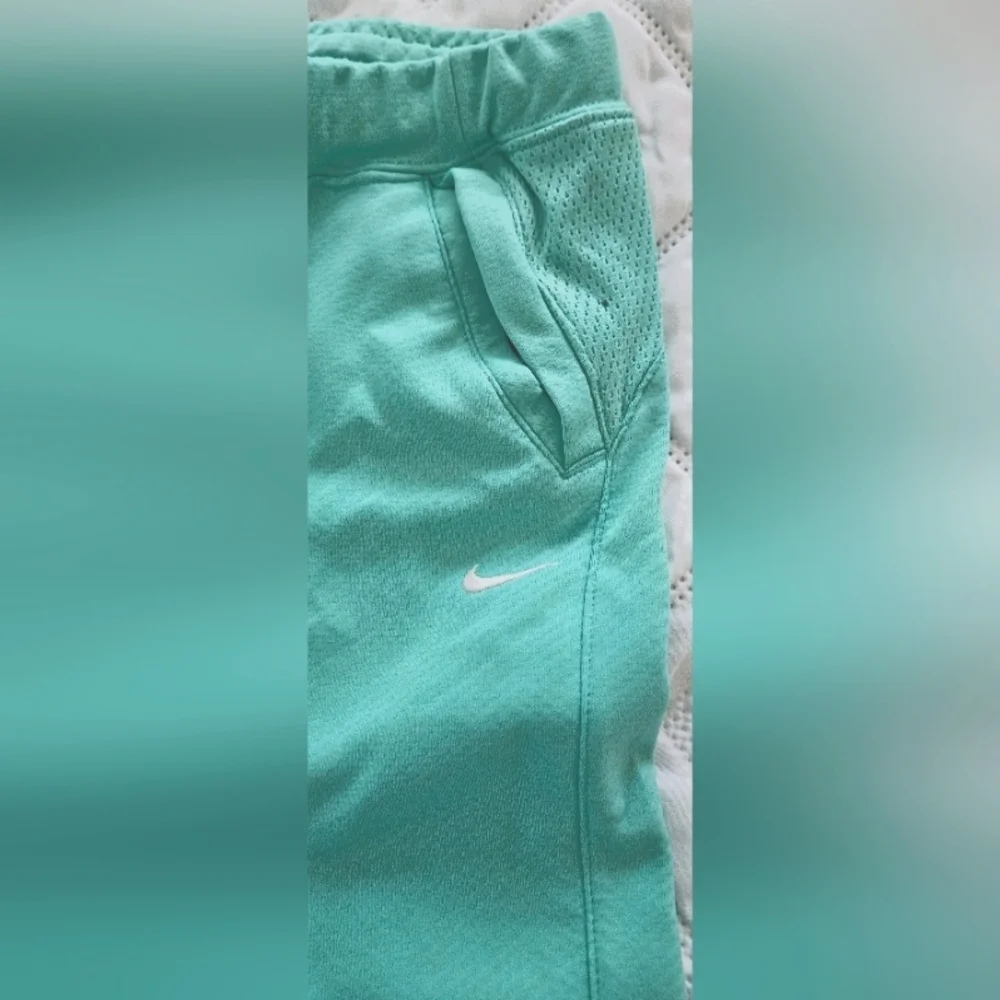 🌟Nike Kids Blue Green Sweat Pants Joggers Size XL🌟